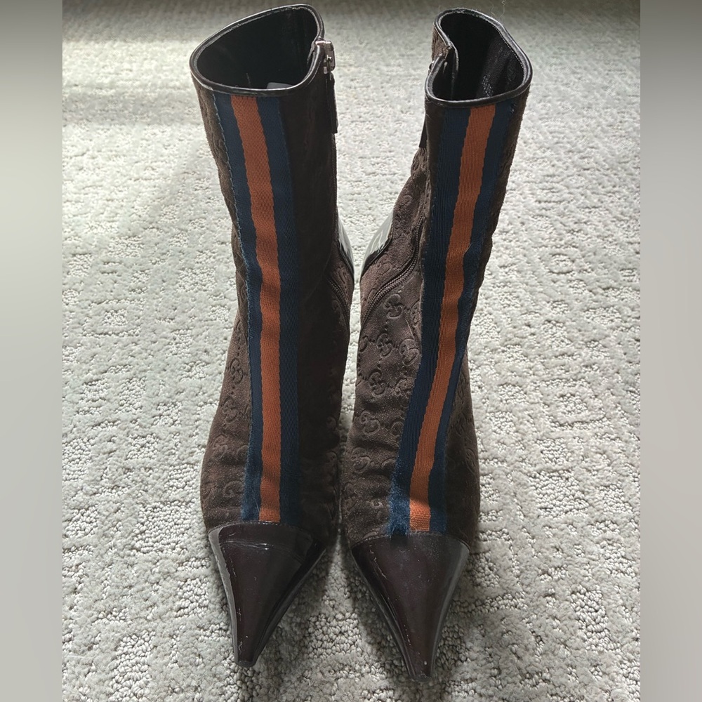 Gucci Brown Suede w/Orange/Blue stripe Stiletto Boots &  Pointy Toe 8 1/2B